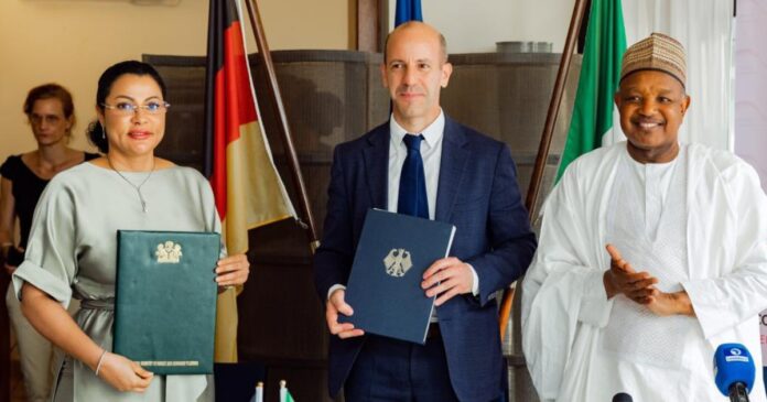 Nigeria and Germany sign a $428 million development and investment partnership in Abuja